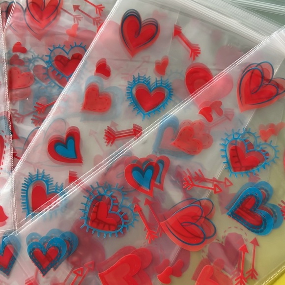 25 pcs Valentine's Bags Plastic Bags 3.5"x6.5" Inches - Picture 4 of 7